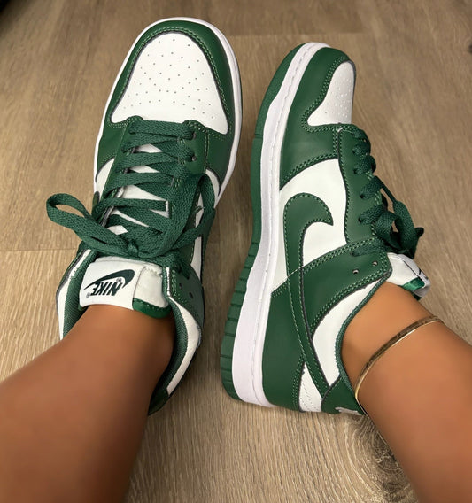 women's nike dunks any color or size - Street Couture Vintage Boutique